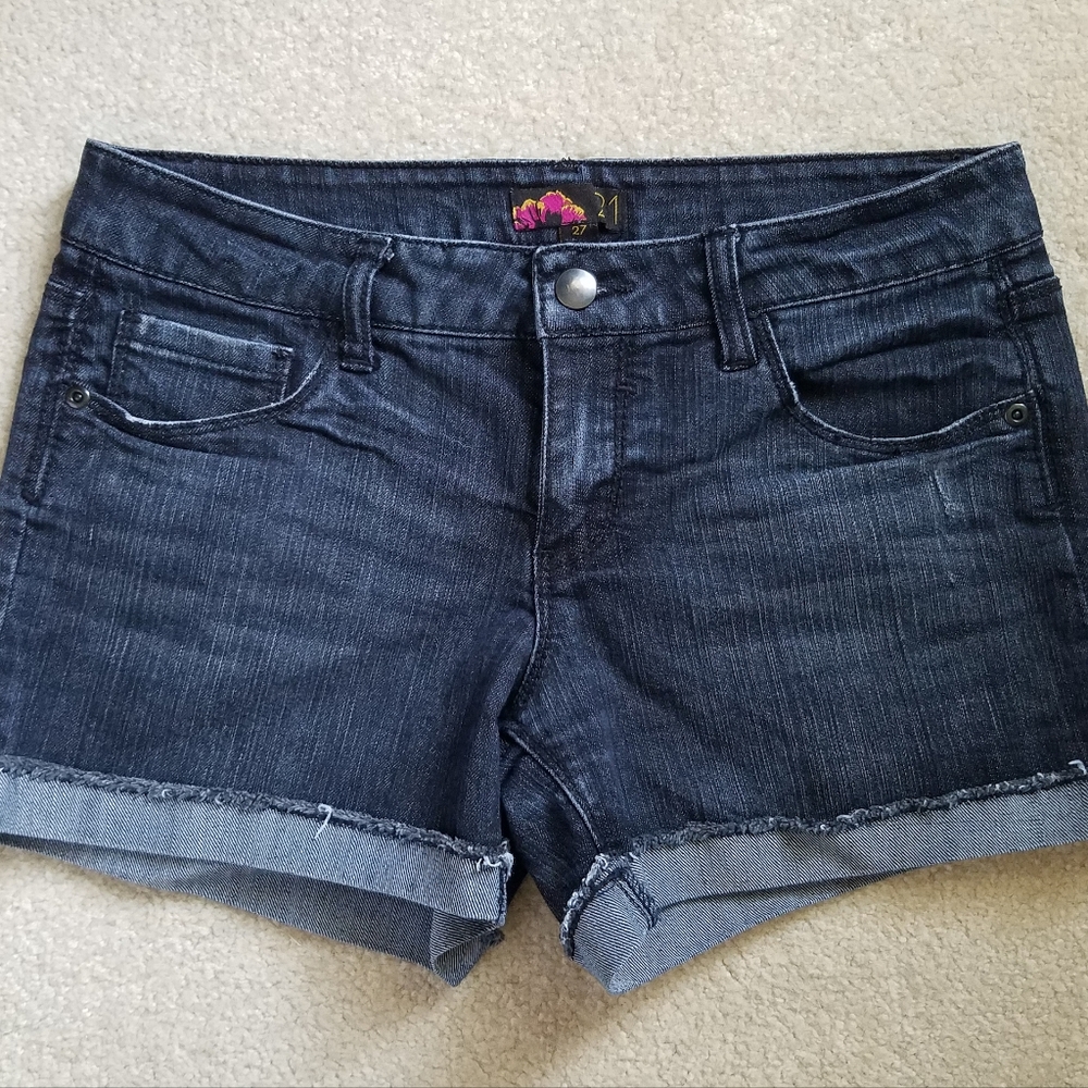 F21 Distressed Cuffed Gray Jean Denim Shorts 27
